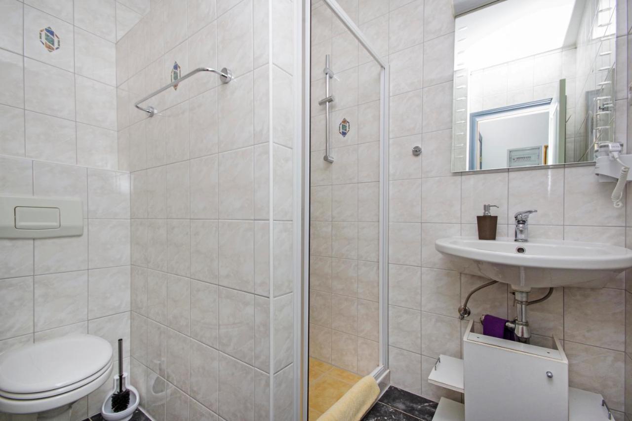 Matanovi Dvori Md Apartments 马卡尔斯卡 外观 照片